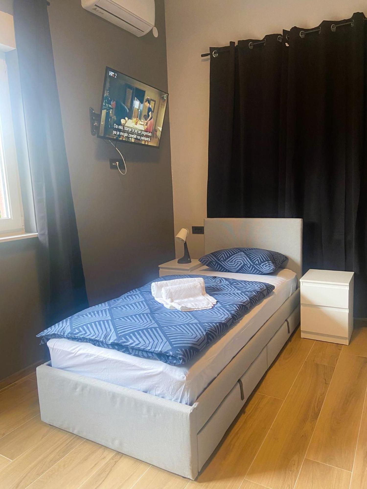Rooms Matic 2 Velika Mlaka Εξωτερικό φωτογραφία